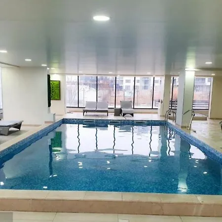 Pool & Mamaia Nord Langa Plaja Apartmán