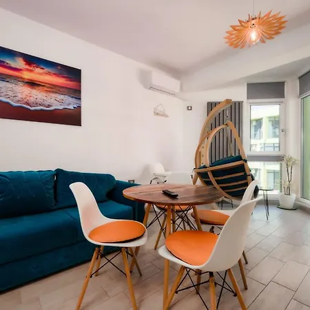 Apartment Pool & Mamaia Nord Langa Plaja