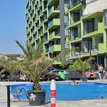 Apartmán Pool & Mamaia Nord Langa Plaja Năvodari